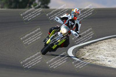 media/Sep-21-2025-TrackDaz (Sun) [[277c75b276]]/B Group/1220pm (Turn 2)/